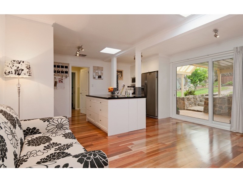 23 Swinburne Avenue, Mooroolbark VIC 3138
