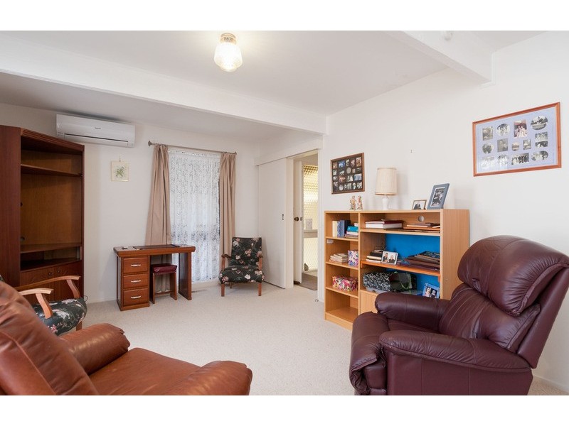 13 Pandora Crescent, Croydon South VIC 3136