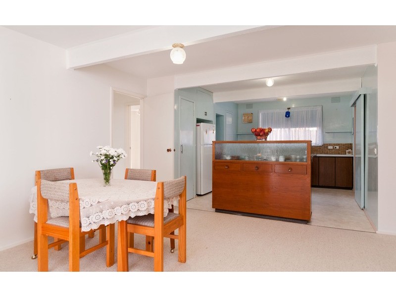 13 Pandora Crescent, Croydon South VIC 3136