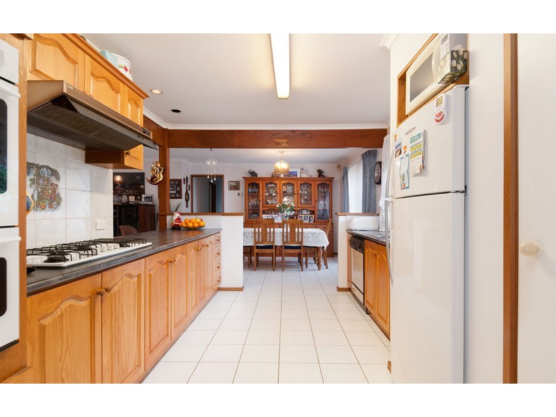 4 Terra Rossa Court, Mooroolbark VIC 3138