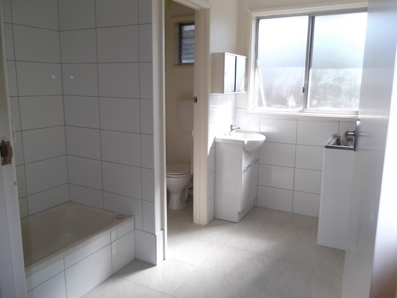 2/3 Violen Street, Bayswater VIC 3153