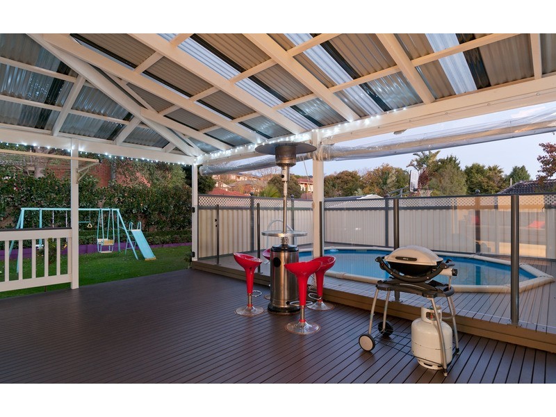 8 Terra Rossa Court, Mooroolbark VIC 3138