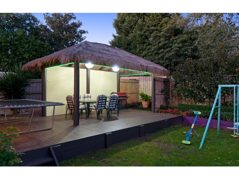 8 Terra Rossa Court, Mooroolbark VIC 3138