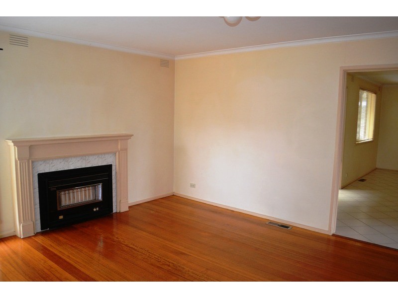 29 Lansell Road, Mooroolbark VIC 3138