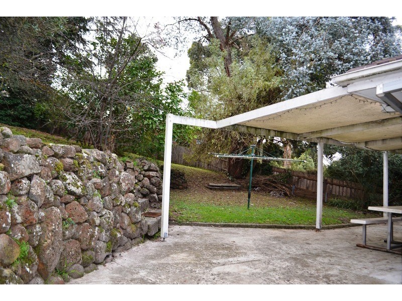 29 Lansell Road, Mooroolbark VIC 3138