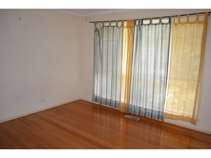 29 Lansell Road, Mooroolbark VIC 3138