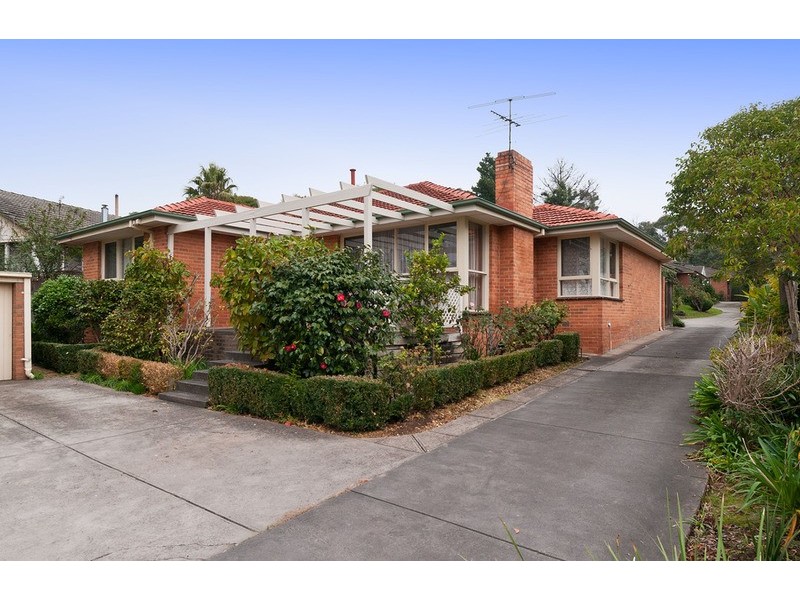2/54 Lusher  Road, Croydon VIC 3136