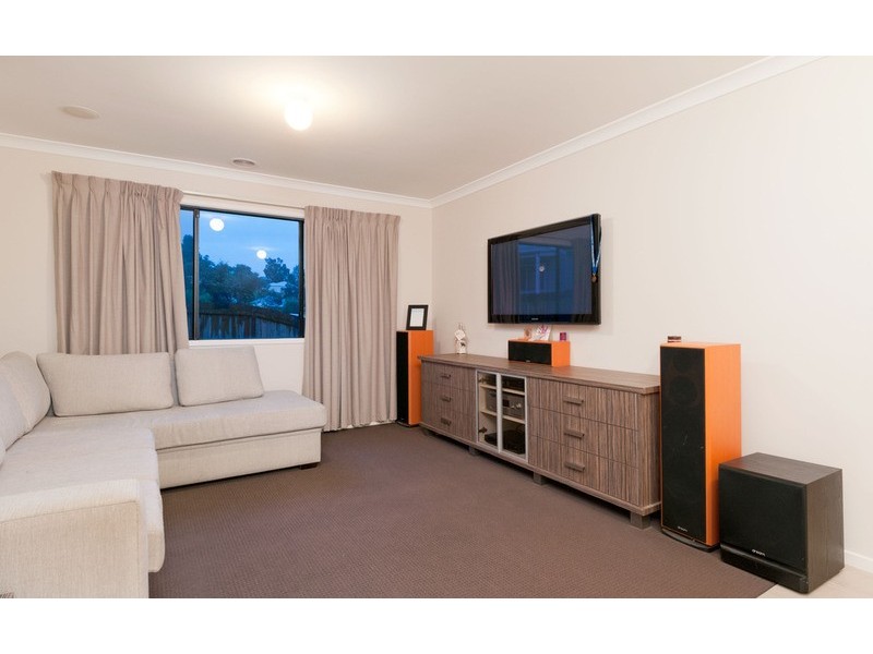 7 Tilanbi  Close, Seville VIC 3139