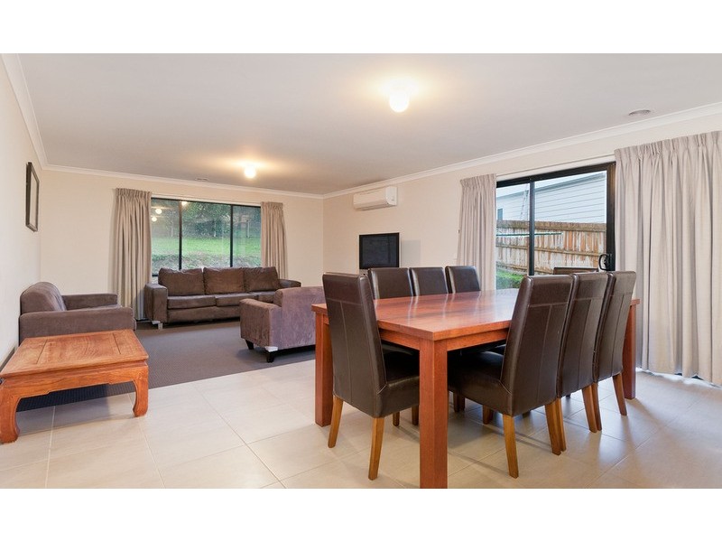 7 Tilanbi  Close, Seville VIC 3139