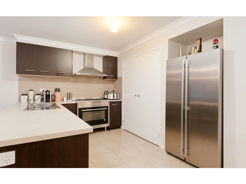 7 Tilanbi  Close, Seville VIC 3139