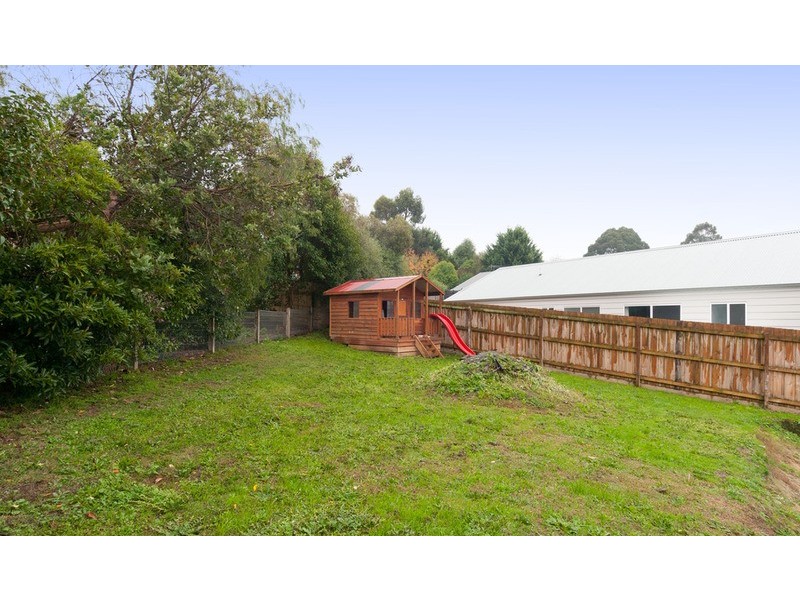 7 Tilanbi  Close, Seville VIC 3139