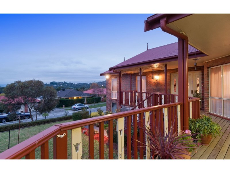 24 Clearwater Drive, Lilydale VIC 3140