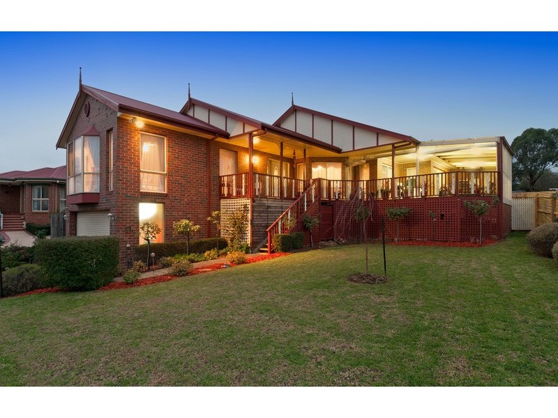 24 Clearwater Drive, Lilydale VIC 3140