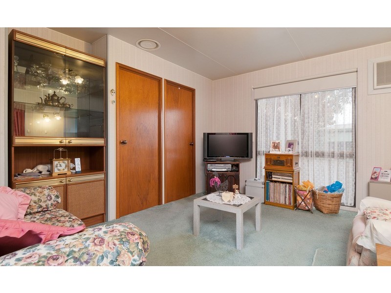 16 Blaxland Court, Mooroolbark VIC 3138