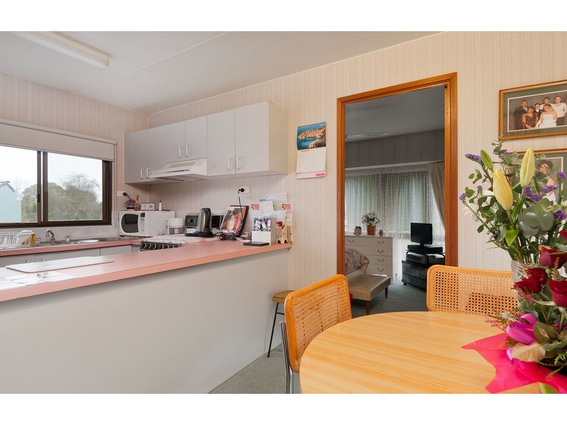 16 Blaxland Court, Mooroolbark VIC 3138