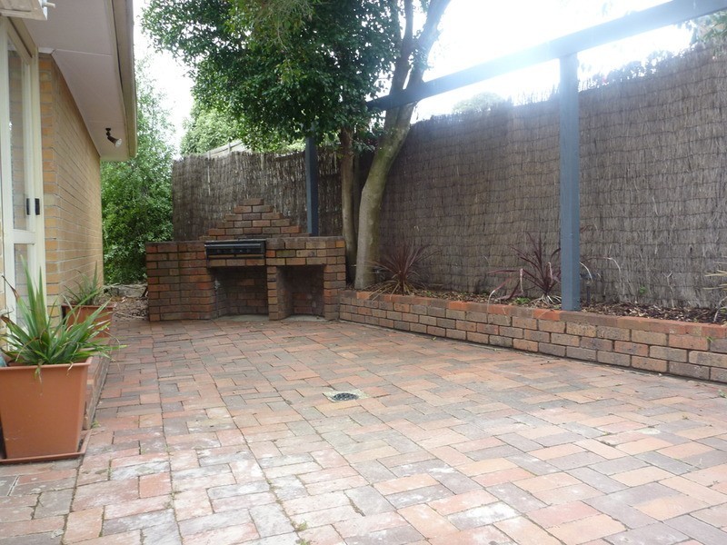 5 Bridges Avenue, Mooroolbark VIC 3138