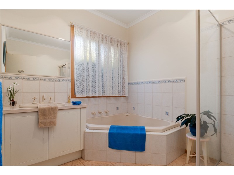 84 Billanook Way, Chirnside Park VIC 3116