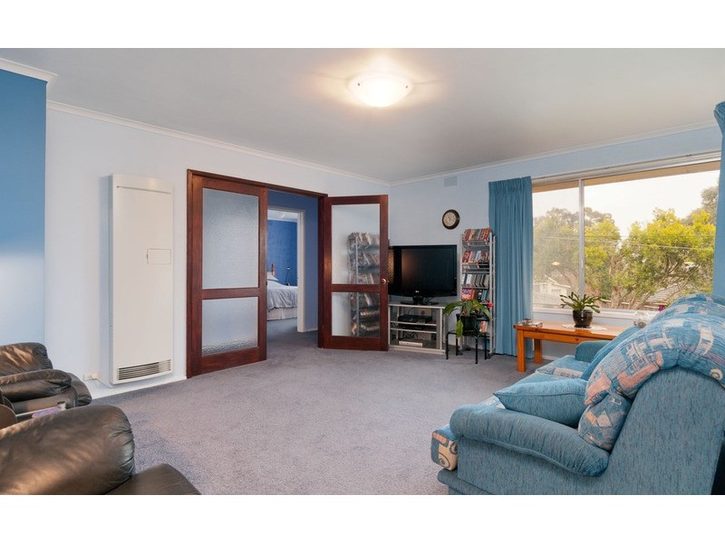 6 Carawa Street, Mooroolbark VIC 3138