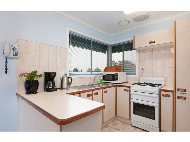 6 Carawa Street, Mooroolbark VIC 3138