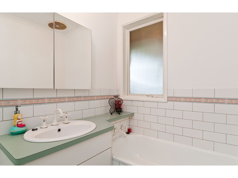 1/22 Savanna Drive, Mooroolbark VIC 3138