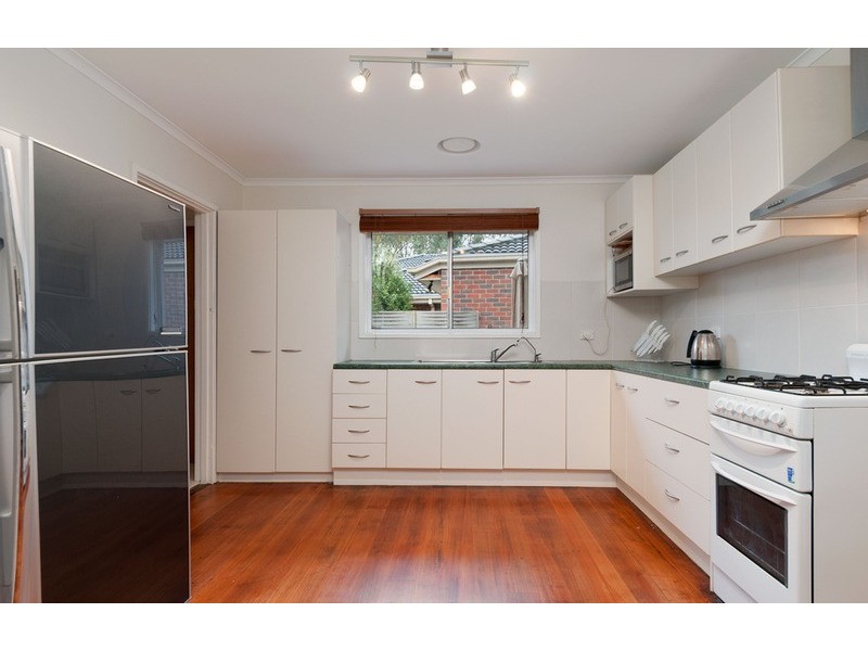 72 Greenslopes Drive, Mooroolbark VIC 3138