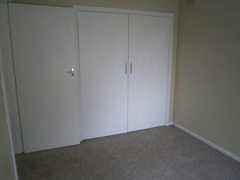 18 Mirang Avenue, Croydon VIC 3136