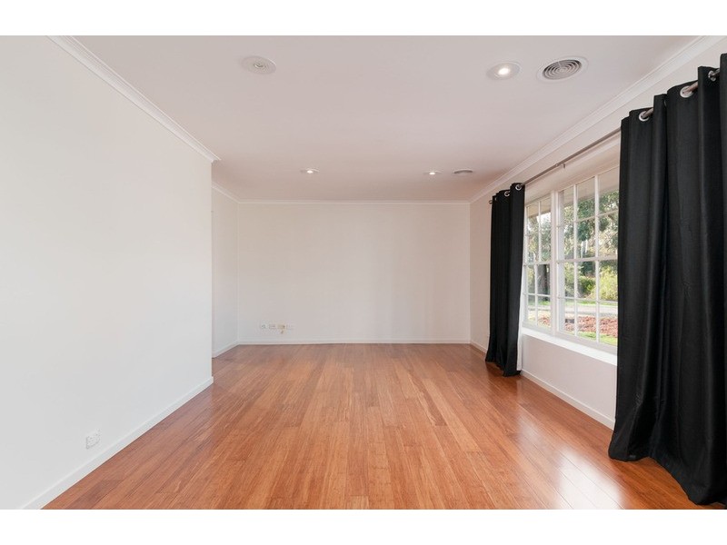 1/110 Liverpool Road, Kilsyth VIC 3137