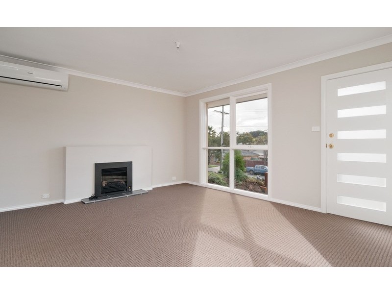 68 Cardigan Road, Mooroolbark VIC 3138