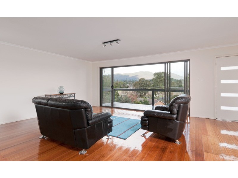 1/21 Masefield Avenue, Mooroolbark VIC 3138