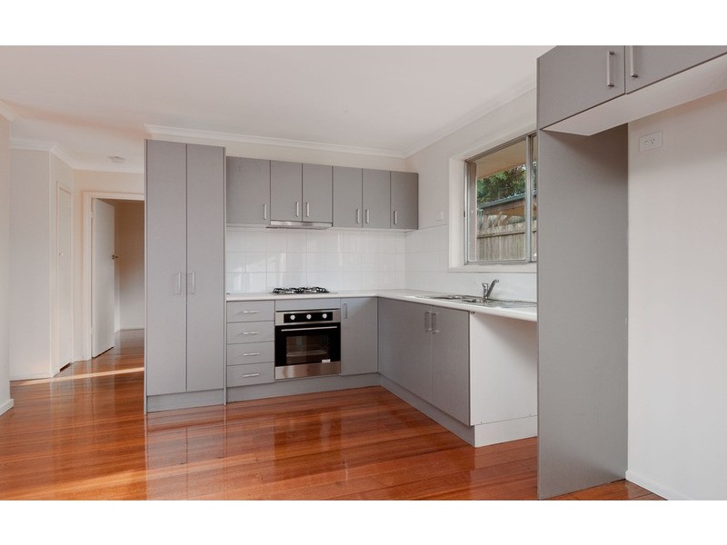 1/21 Masefield Avenue, Mooroolbark VIC 3138