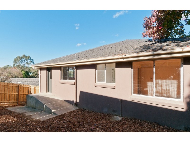 1/21 Masefield Avenue, Mooroolbark VIC 3138