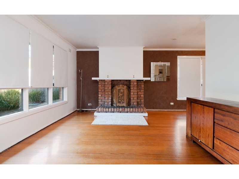 53 Lomond Avenue, Kilsyth VIC 3137