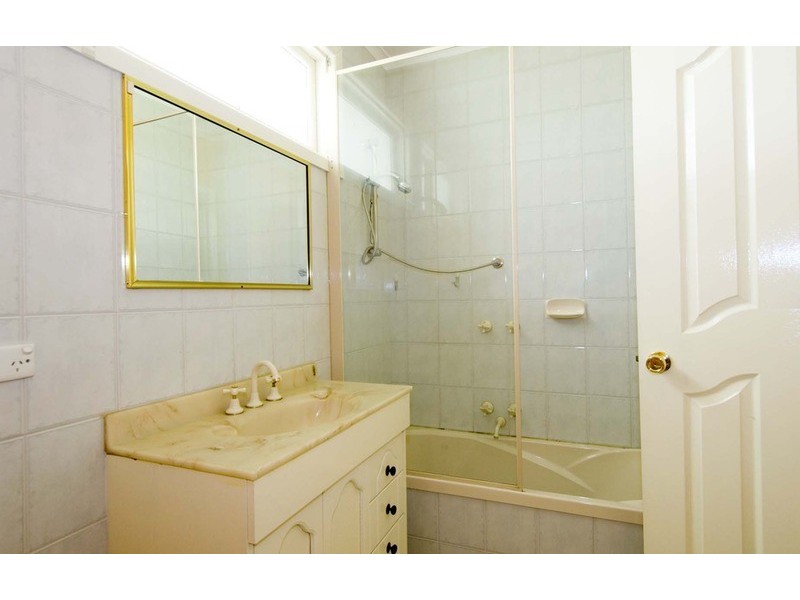 105 Pembroke  Road, Mooroolbark VIC 3138