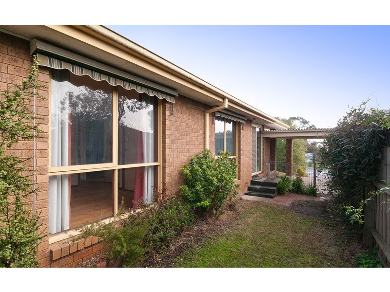64 Edward Road, Chirnside Park VIC 3116