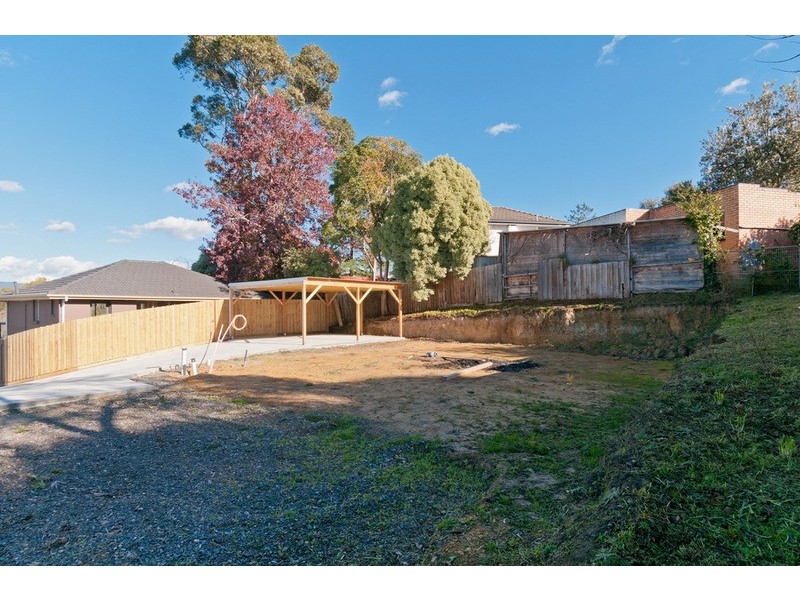 2/21 Masefield Avenue, Mooroolbark VIC 3138