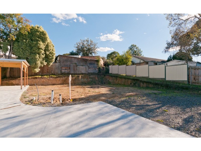 2/21 Masefield Avenue, Mooroolbark VIC 3138