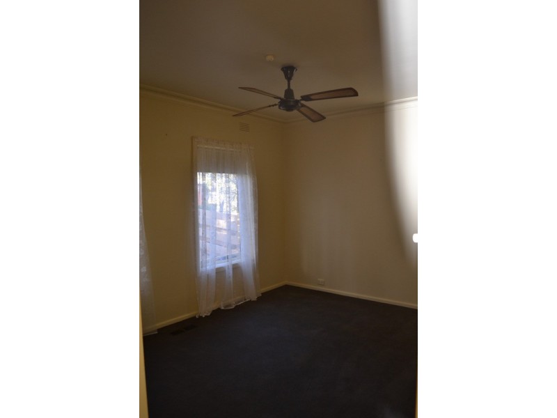 1/19 Newman  Road, Croydon VIC 3136