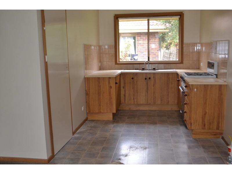 8/98 Sherlock Road, Mooroolbark VIC 3138