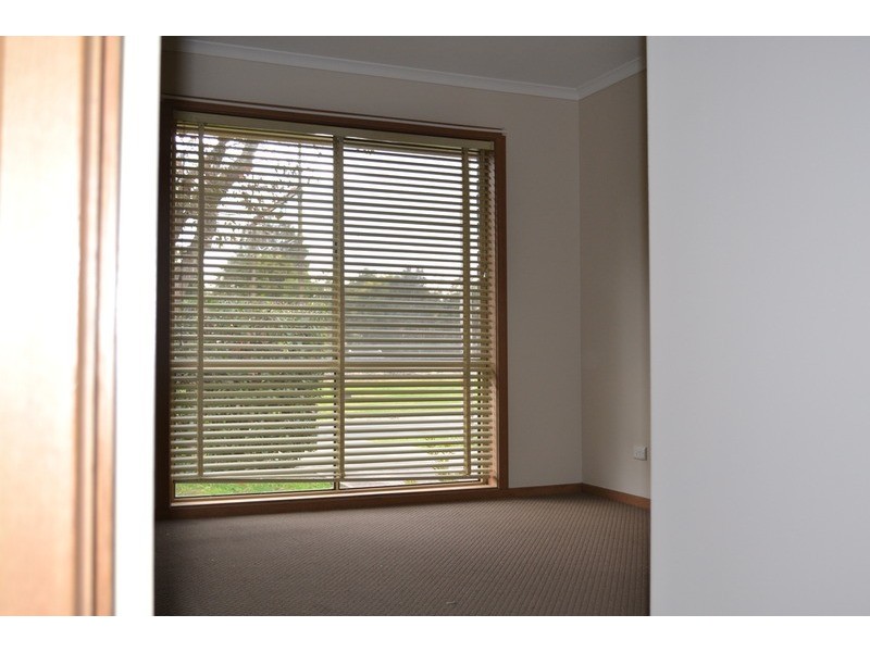 8/98 Sherlock Road, Mooroolbark VIC 3138