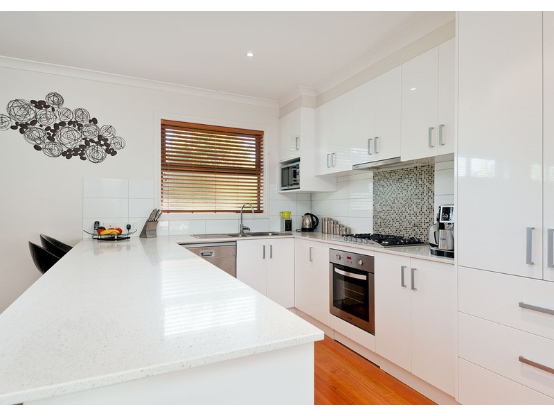 56a Longfellow Avenue, Mooroolbark VIC 3138