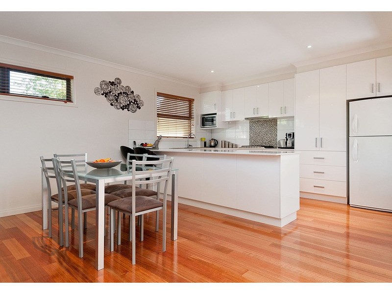 56a Longfellow Avenue, Mooroolbark VIC 3138