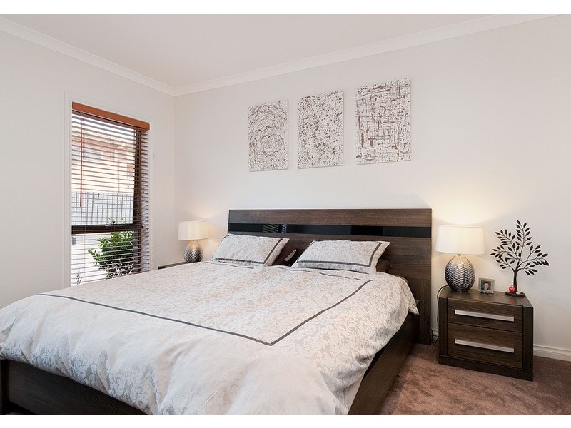 56a Longfellow Avenue, Mooroolbark VIC 3138