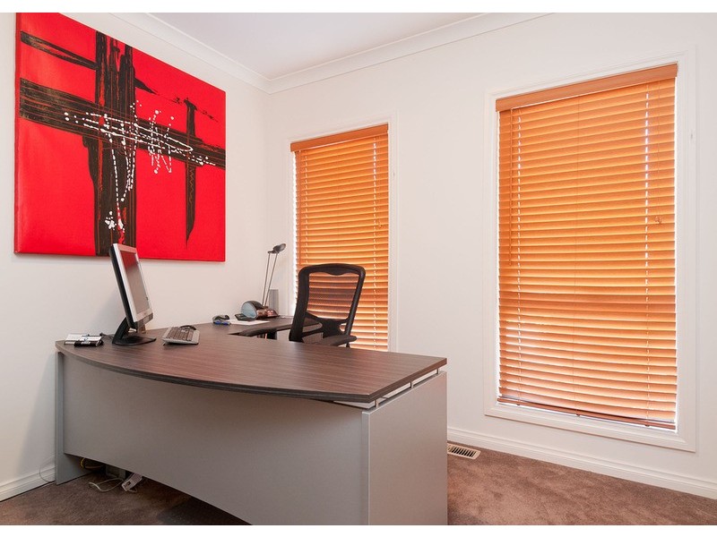 56a Longfellow Avenue, Mooroolbark VIC 3138