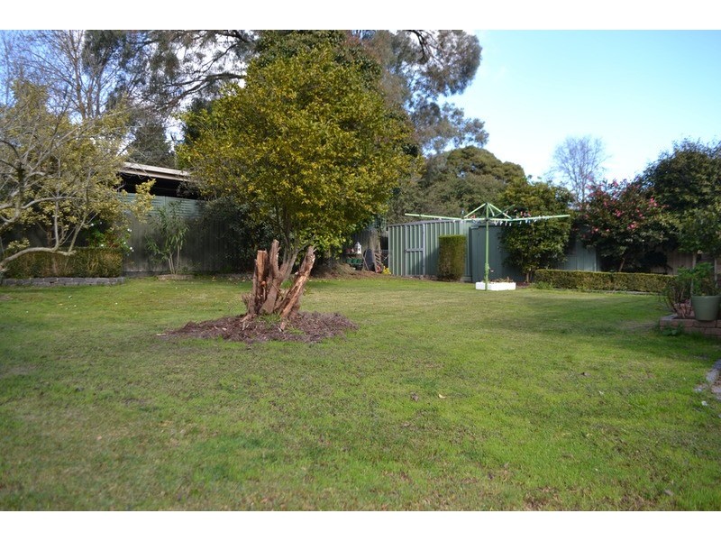 84 Swansea Road, Montrose VIC 3765