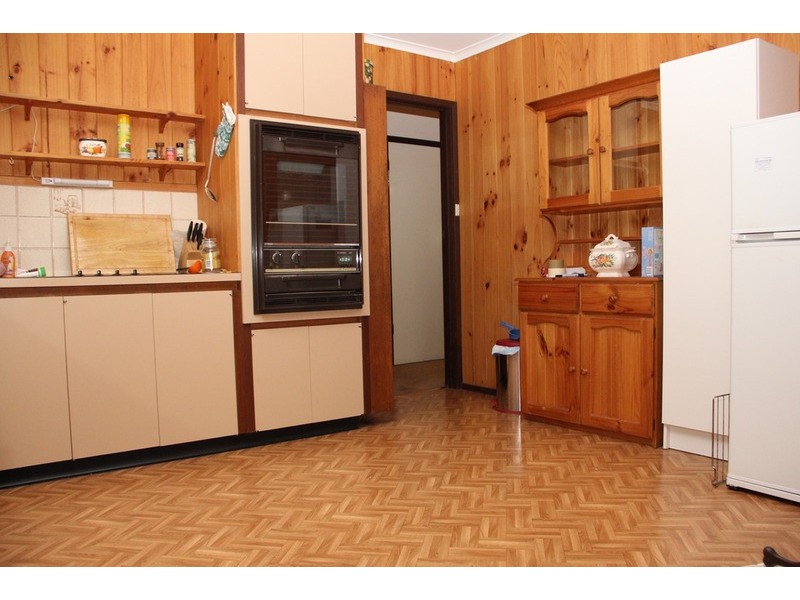 13 Pembroke Road, Mooroolbark VIC 3138