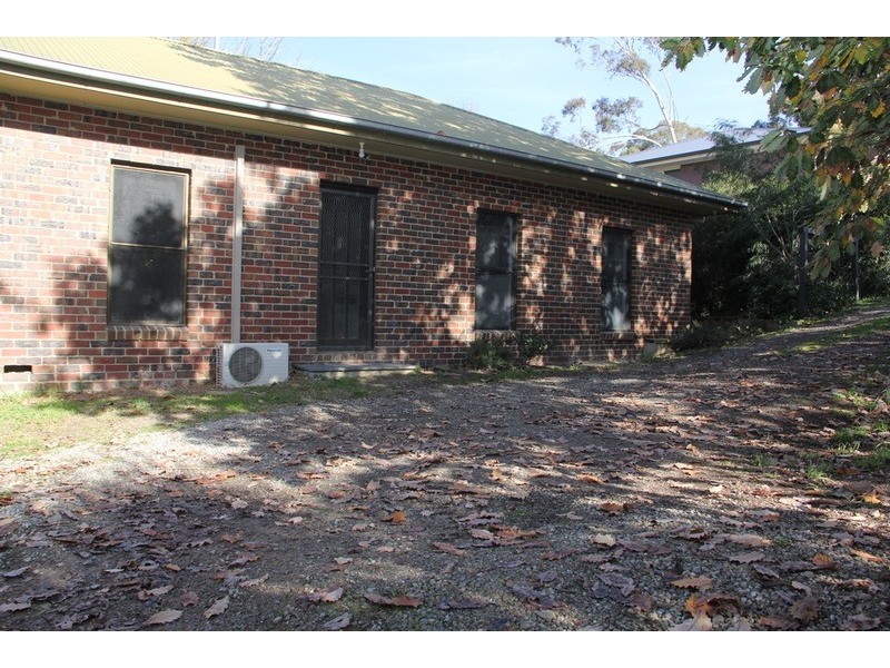 10 Acorn Grove, Mooroolbark VIC 3138