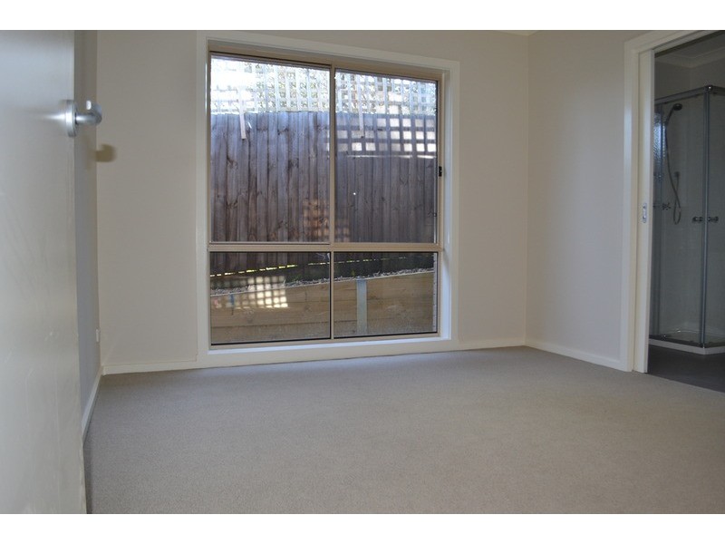 3/1 Elaine  Court, Mooroolbark VIC 3138