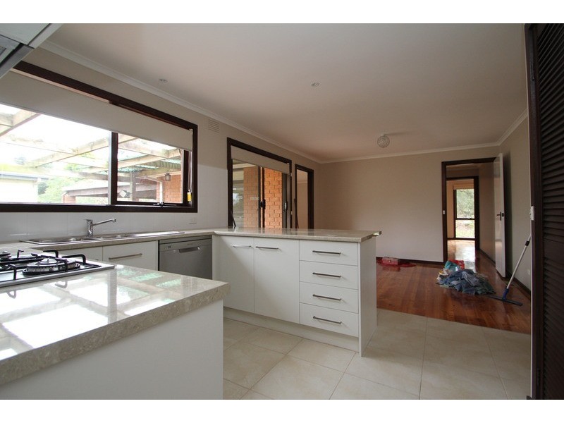 86 Taylor Road, Mooroolbark VIC 3138