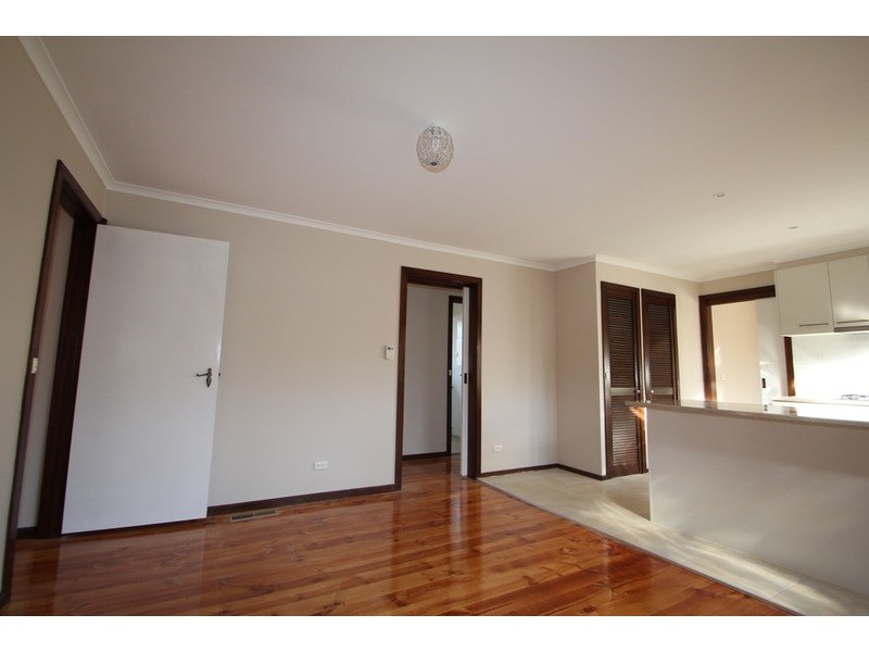 86 Taylor Road, Mooroolbark VIC 3138