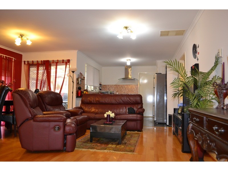 22 Cameron Road, Croydon VIC 3136